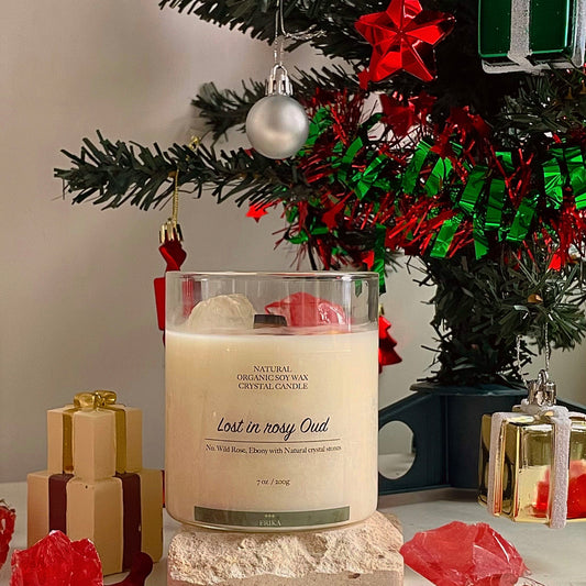 <tc>Lost in Rosy Oud Trail Natural crystal stone candle 野玫瑰烏木迷蹤小徑100％有機天然大豆木燭芯香薰蠟燭(附贈楠竹水晶夾)</tc>
