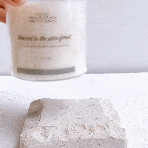 Unwind in the Pine Forest Natural crystal stone candle 原始松林秘境之旅100％有機天然大豆木燭芯香薰蠟燭(附贈楠竹水晶夾) 200g<br>